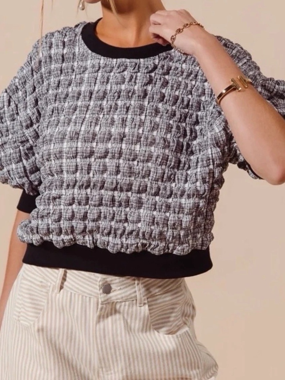 Maeve - Quilted Tweed Knit Textured Puff-Sleeve Gray Cropped Top - Size Medium